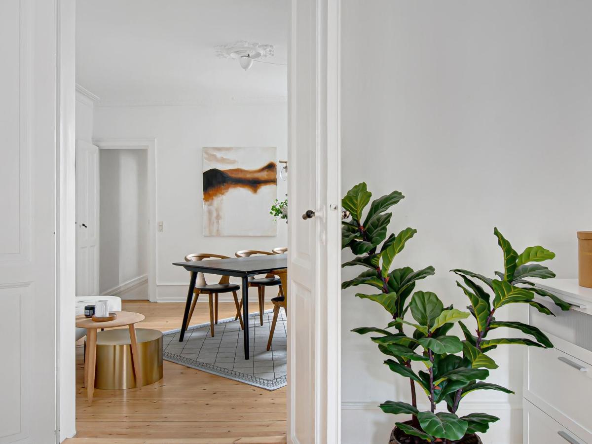 Sanders Stage - Chic Three-Bedroom Apartment Near Nyhavn Copenaghen Esterno foto